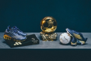 金色榮耀！阿迪達(dá)斯為登貝萊金球推出紀(jì)念鞋款