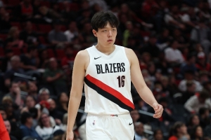 媒體人：楊瀚森起點不算特別高 但三場季前賽每場都有明顯的進步