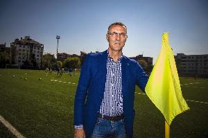 貝爾戈米：在圣西羅看球上廁所都困難，拆除并新建球場(chǎng)是正確的