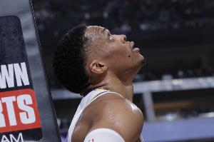 貝弗利：因為那支湖人威少的待遇變得很差 他可是歷史前三后衛(wèi)啊