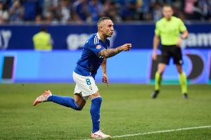 將門虎子！卡索拉之子踢球的視頻在社交網(wǎng)絡上爆火