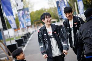 S15世界賽進(jìn)行至第三天，僅有Flandre使用挖掘機(jī)獲勝，且三場全勝