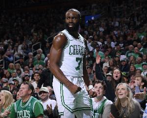 杰倫-布朗：外界給的壓力很大 一場(chǎng)打不好就會(huì)出現(xiàn)把我交易的聲音