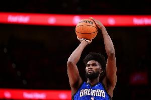 健康狀態(tài)很能打！艾薩克7中6高效拿下13分6板2帽