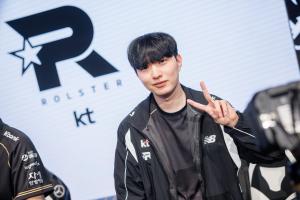 怎么把哥哥爆掉了？Deokdam全場(chǎng)狂砍15-3-18數(shù)據(jù),飛機(jī)狂轟+Ez四殺