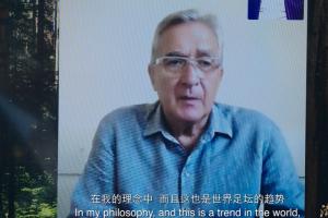 伊萬(wàn)：?jiǎn)魏笱鞘澜缱銐厔?shì)，我想改變國(guó)足保守踢法并且也奏效了