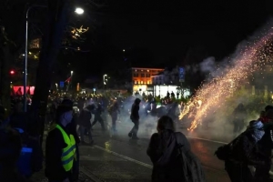 意天空：意大利示威者抗議以色列并和警方發(fā)生沖突，10余人受傷