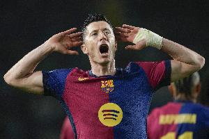 下賽季離隊？阿斯：巴薩不滿萊萬帶傷出戰(zhàn)波蘭隊比賽 預(yù)計不續(xù)約