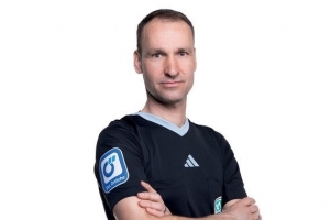 拜仁vs多特國(guó)家德比主裁判人選出爐，丹克特將執(zhí)法本場(chǎng)比賽