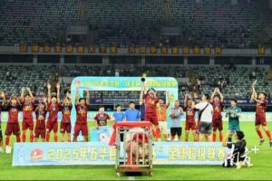 梅州五華“縣超”冠軍獎勵是一頭肥豬，文體局回應(yīng)：寓意財富滿滿