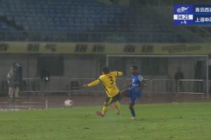 烏鴉坐飛機！趙宏略雙腿跳起蹬踏馬納法，差點吃到西海岸第三紅