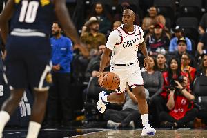 還得是老船長掌舵！保羅半場9助攻另有3分1板1斷 正負值+25