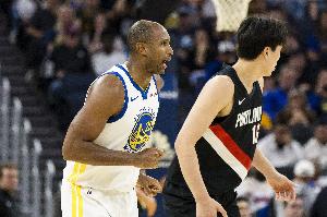 老伙夫累夠嗆！霍福德上半場5中1&正負(fù)值-7 對位的根森合砍14+15