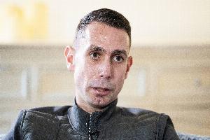 電訊報(bào)：前英超裁判庫(kù)特八年前就因不雅圖片被指控，但隨后獲澄清