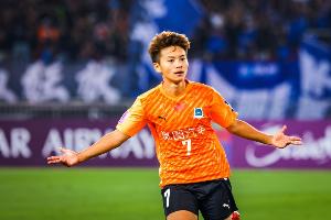 足球報(bào)：王霜無緣獲獎(jiǎng)既意外又遺憾，女足亞冠榮譽(yù)理應(yīng)更被看重