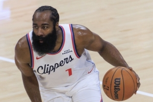 得分組織都不太行！哈登半場5中1&罰球1中0 送出2次助攻有3次失誤