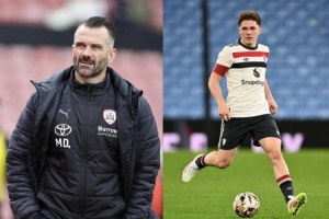 父親笑談小將德瓦尼：曼聯(lián)最強(qiáng)后腰，但不會(huì)花活浪射所以不被關(guān)注