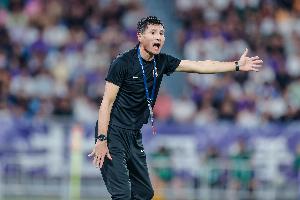 邵佳一：對(duì)每個(gè)中國(guó)的職業(yè)教練來說，國(guó)家隊(duì)主教練無疑是最高夢(mèng)想