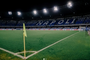 官方：歐足聯(lián)拒絕將那不勒斯vs法蘭克福移至中立場(chǎng)地的請(qǐng)求