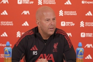 斯洛特：曼聯(lián)的開局比積分榜顯示的更好；我們?nèi)B敗的分差都很小