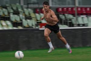 增肌8公斤！好友：以前和居萊爾打架總能贏，現(xiàn)在可不敢了