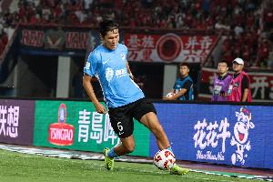 英博官方：宋岳10月初接受關(guān)節(jié)鏡下微創(chuàng)手術(shù)，手術(shù)順利無并發(fā)癥