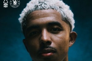 切爾西發(fā)布客戰(zhàn)森林海報：韋斯利-福法納單人出鏡