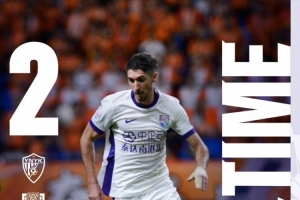 全場比賽結(jié)束，津門虎隊客場0:2負于云南玉昆