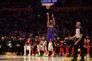 東契奇：我總是很喜歡和文森特一起打球 他的投射能給球隊(duì)大幫助