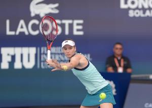 決戰(zhàn)東京保利尼、米拉、萊巴金娜爭(zhēng)奪剩余兩張年終總決賽門(mén)票