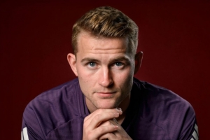 德里赫特專訪??人們認(rèn)為我未達(dá)19歲的預(yù)期；我感到巔峰正在來臨