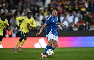 意U18主帥：卡馬達(dá)回撤拿球技術(shù)稍顯粗糙，但禁區(qū)內(nèi)絕對(duì)是現(xiàn)象級(jí)