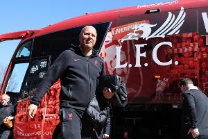 斯洛特：利物浦永遠(yuǎn)不能習(xí)慣連輸三場(chǎng)，對(duì)手曼聯(lián)更不會(huì)幫我們