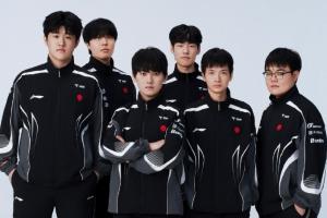 專注和陪練團(tuán)訓(xùn)練？TES近期只有深夜Rank 五人組12點(diǎn)上線打到2點(diǎn)