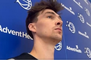 簽雙向合同！卡斯?fàn)栴D：感謝魔術(shù)給我這個(gè)機(jī)會(huì) 很幸運(yùn)也特別興奮