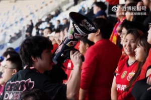 【比賽日Vlog】中超第27輪，青島海牛3-4上海海港的精彩瞬間