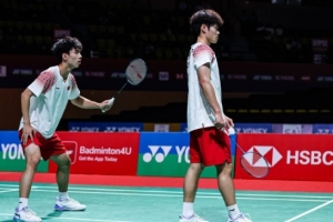 陳俊廷/劉峻榮2-0戰(zhàn)勝韓國組合，奪得羽毛球世青賽男雙冠軍