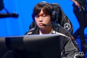 你也來(lái)冥想訓(xùn)練？Bin峽谷之巔賬號(hào)已有五天沒(méi)有登入游戲