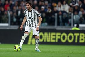 洛卡特利：我對(duì)球隊(duì)的表現(xiàn)感到生氣，對(duì)陣皇馬我們會(huì)有所調(diào)整