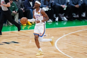 哪些現(xiàn)役球員讓你想到自己？皮爾斯：亞歷山大、塔圖姆、巴特勒