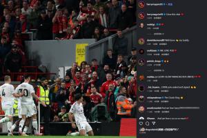 紅魔心??馬奎爾賽后曬滑跪慶祝照，配文：我愛這家俱樂部