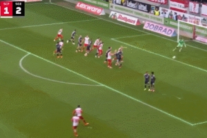 任意球破門！弗萊堡前鋒格里福已在德甲打入10個(gè)任意球