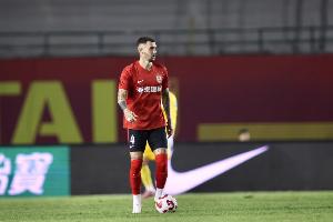 吉林體育：亞泰后衛(wèi)羅西奇大腿拉傷下場，很可能影響接下來的比賽