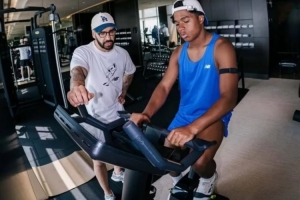 想要上場(chǎng)！馬卡：恩德里克花費(fèi)25萬(wàn)歐在家中打造全新健身房