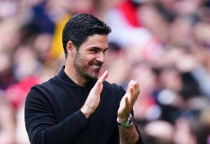 10球！阿森納僅用8輪定位球進(jìn)球已上雙，是英超歷史同期最快