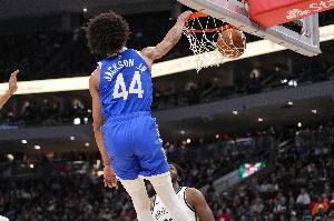 Scotto：小安德烈-杰克遜新賽季220萬(wàn)美元的薪水有望全額保障