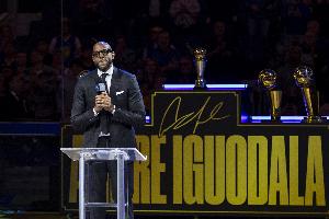 奪4個(gè)總冠軍+1個(gè)FMVP！2年前的今天：伊戈達(dá)拉在采訪中宣布退役