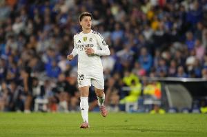 站穩(wěn)腳跟！居萊爾對(duì)赫塔費(fèi)送致勝助攻，賽季11場(chǎng)3球5助身價(jià)6000萬