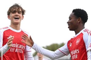 青年歐冠：15歲道曼點(diǎn)射雙響，阿森納3-4遭馬競逆轉(zhuǎn)絕殺