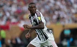 米體：圖多爾今夏要求買斷穆阿尼并引進出色中場，科莫利均未滿足